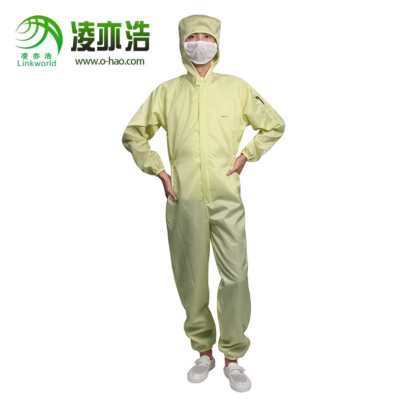 黄色条纹连帽连体服